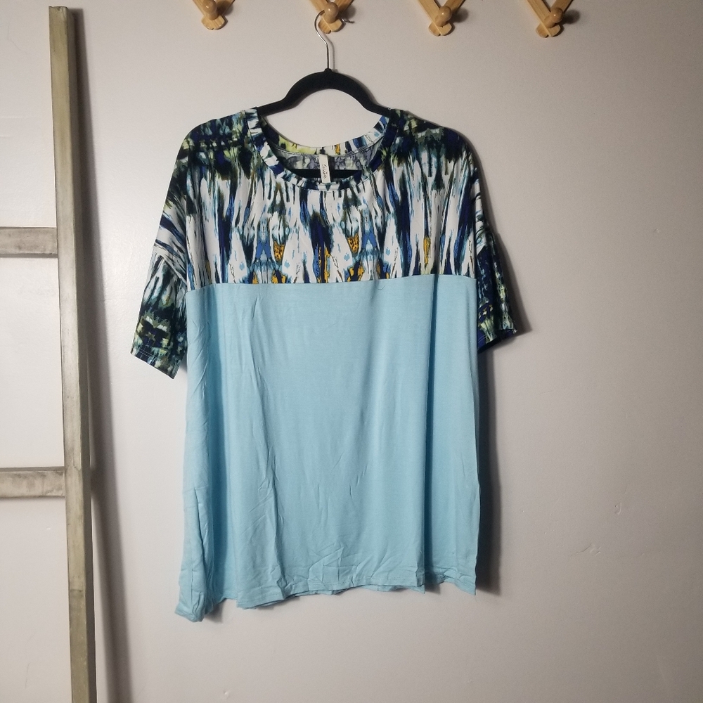 NWOT CELESTE WOMEN'S BLUE WITH TIE-DYE LOOK BLOUSE SIZE 2XL